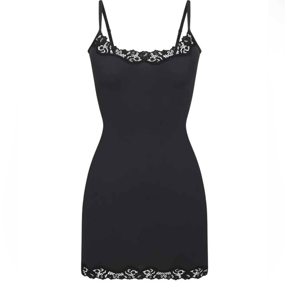 FITS EVERYBODY LACE SLIP DRESS